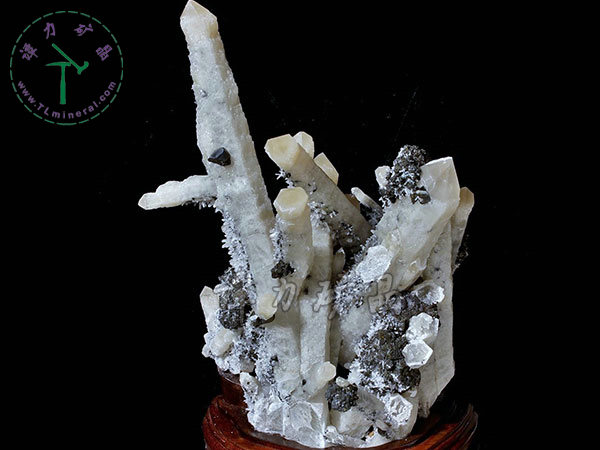 日本律雙晶+閃鋅礦，內(nèi)蒙古，東烏珠穆沁旗，額仁高畢