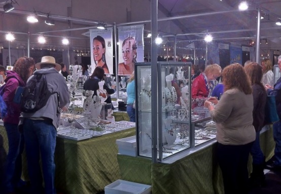 長(zhǎng)沙市譚力礦產(chǎn)品有限公司,長(zhǎng)沙礦產(chǎn)品銷售,工藝品銷售,鉆石飾品批發(fā)