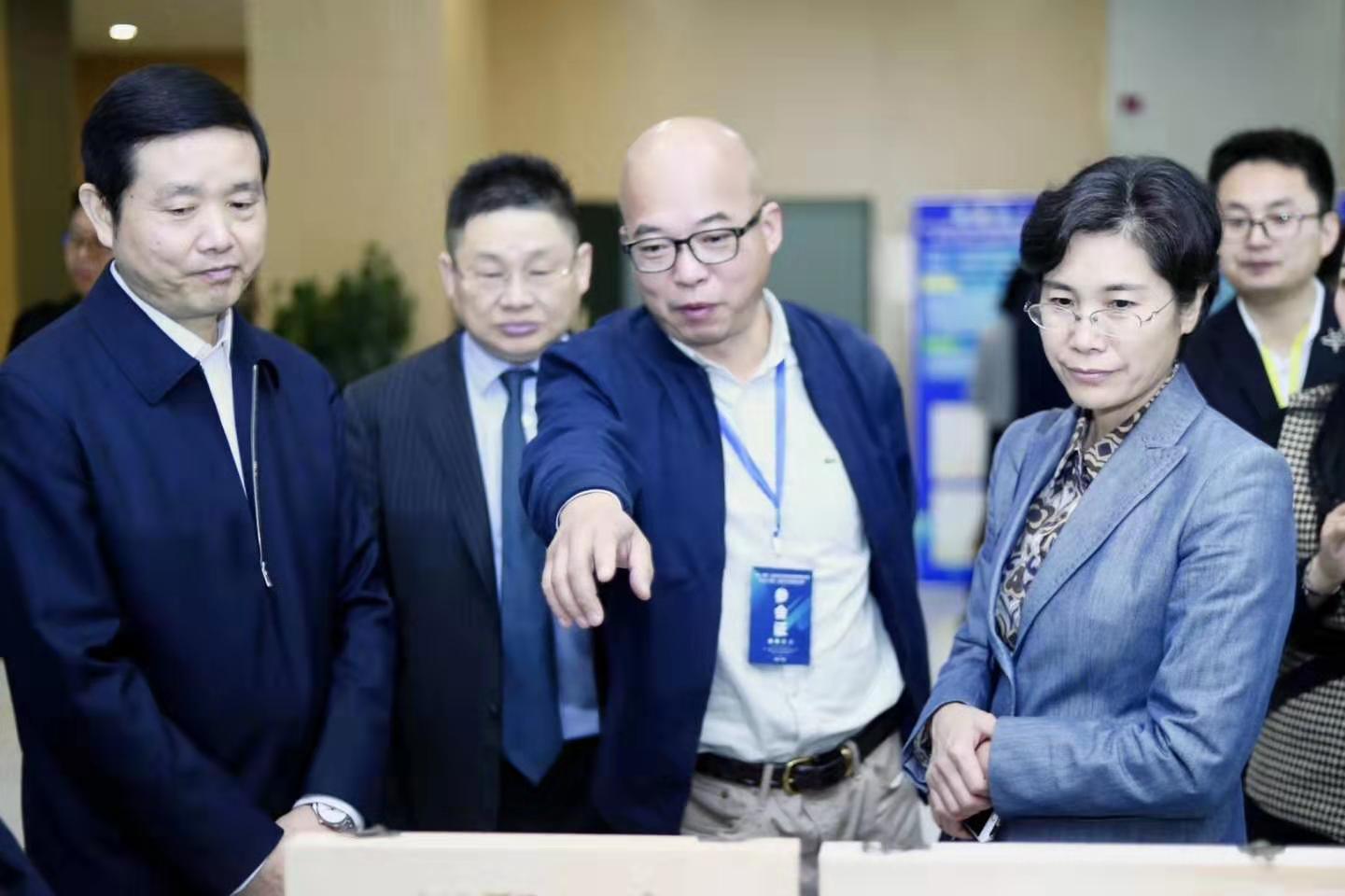 譚力礦晶-礦物標(biāo)本,礦物晶體,地質(zhì)標(biāo)本,寶石標(biāo)本,礦晶 譚力礦晶-礦物標(biāo)本,礦物晶體,地質(zhì)標(biāo)本,寶石標(biāo)本,礦晶